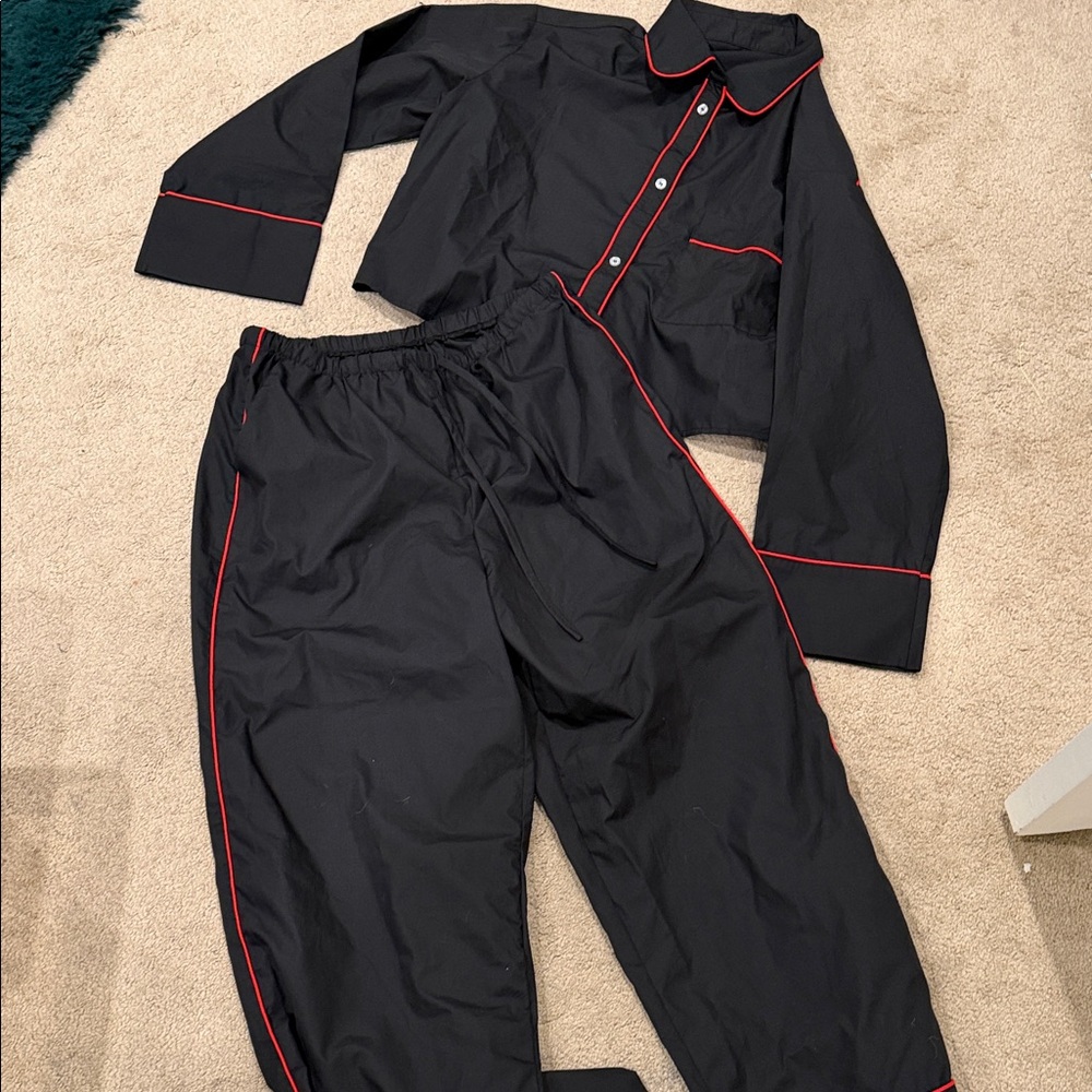Black and Red Women's 2piece Set. Worn Once.